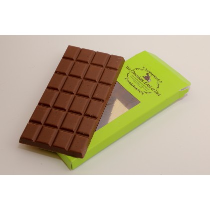Tablette de chocolat au lait et éclats de caramel Tablette de chocolat au lait et éclats de caramel